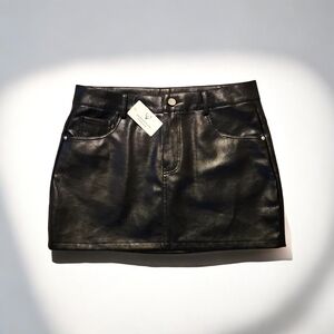 Windsor Black Faux Leather Mini Skirt Size Small